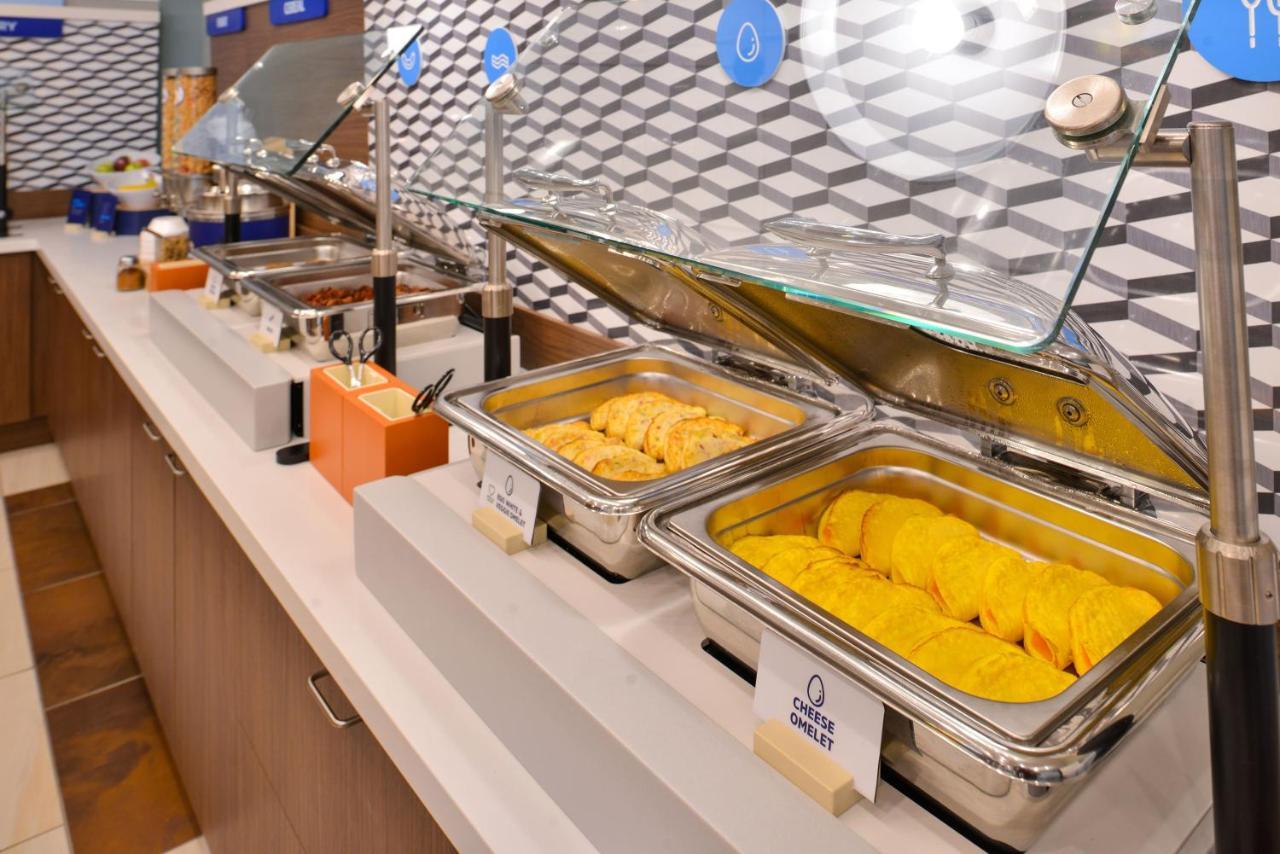 Holiday Inn Express & Suites - Mall Of America - Msp Airport By Ihg Bloomington Buitenkant foto