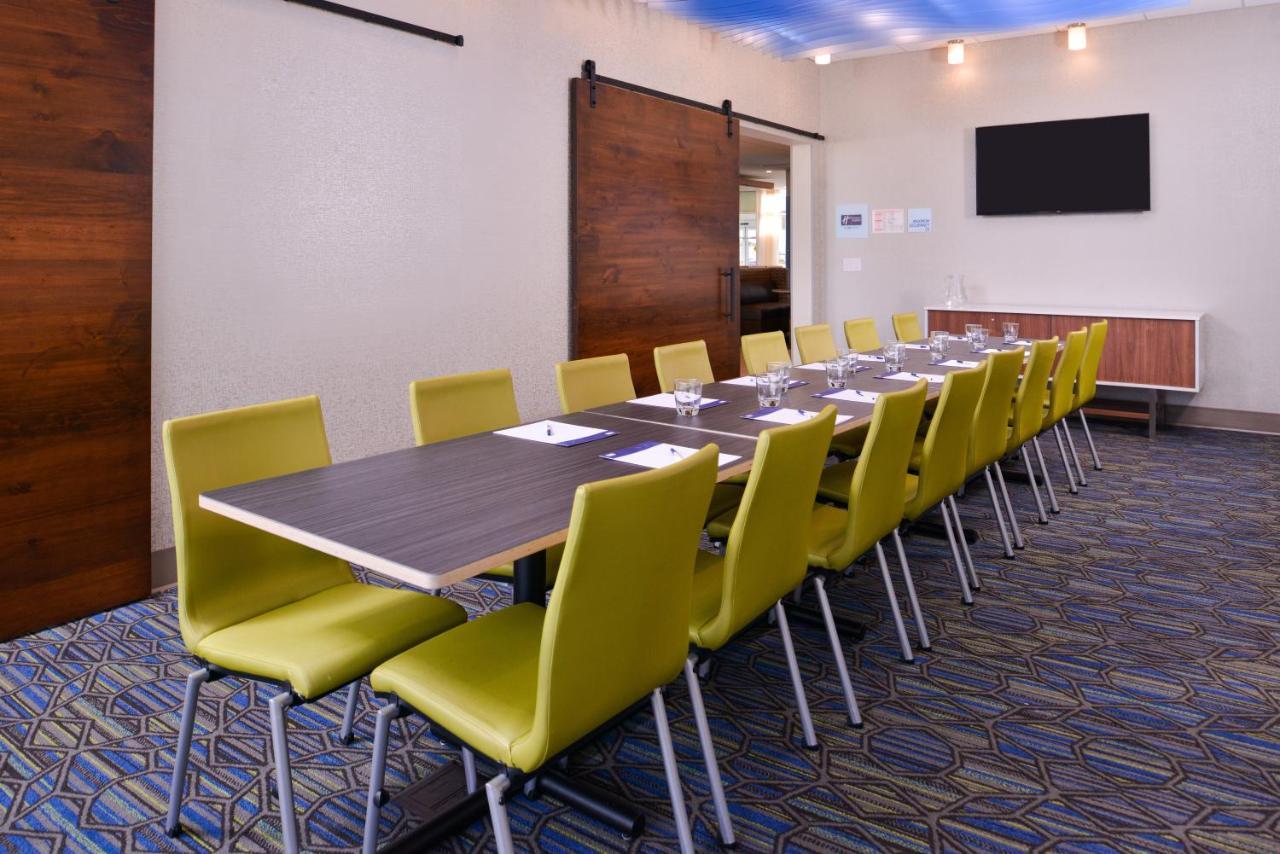 Holiday Inn Express & Suites - Mall Of America - Msp Airport By Ihg Bloomington Buitenkant foto