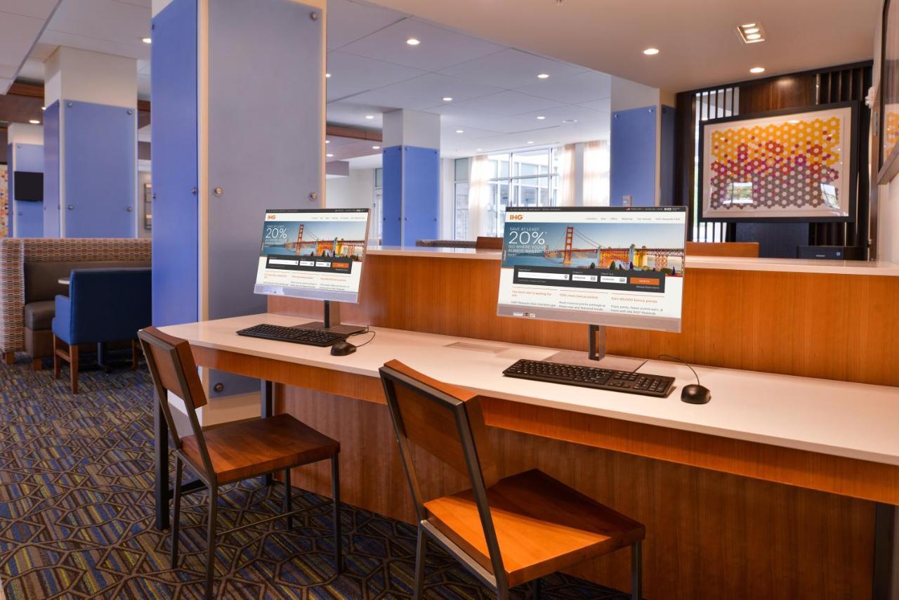 Holiday Inn Express & Suites - Mall Of America - Msp Airport By Ihg Bloomington Buitenkant foto