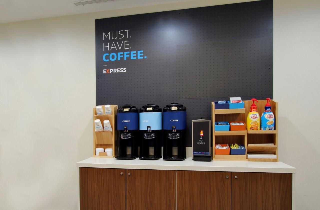 Holiday Inn Express & Suites - Mall Of America - Msp Airport By Ihg Bloomington Buitenkant foto